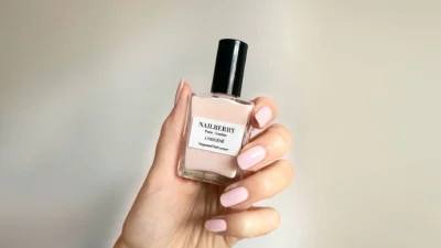 لاک ناخن اکسیژنه L'Oxygéné مدل مالبلو 10 میلیلیتر برند nailberry