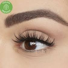 مژه مصنوعی هدی بیوتی مدل ساشا
