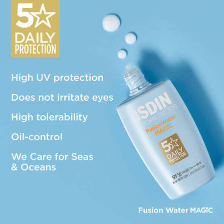 ضد آفتاب ایزدین فیوژن واتر - ISDIN Fusion Water SPF 50 با بافت فوق سبک و پایه آبی، محافظت بالا در برابر UVA و UVB و فرمول Oil-Free؛ مناسب استفاده روزانه و انواع پوست، با قابلیت استفاده در اطراف چشم و جذب سریع بدون ایجاد حس سنگینی.SPF 50